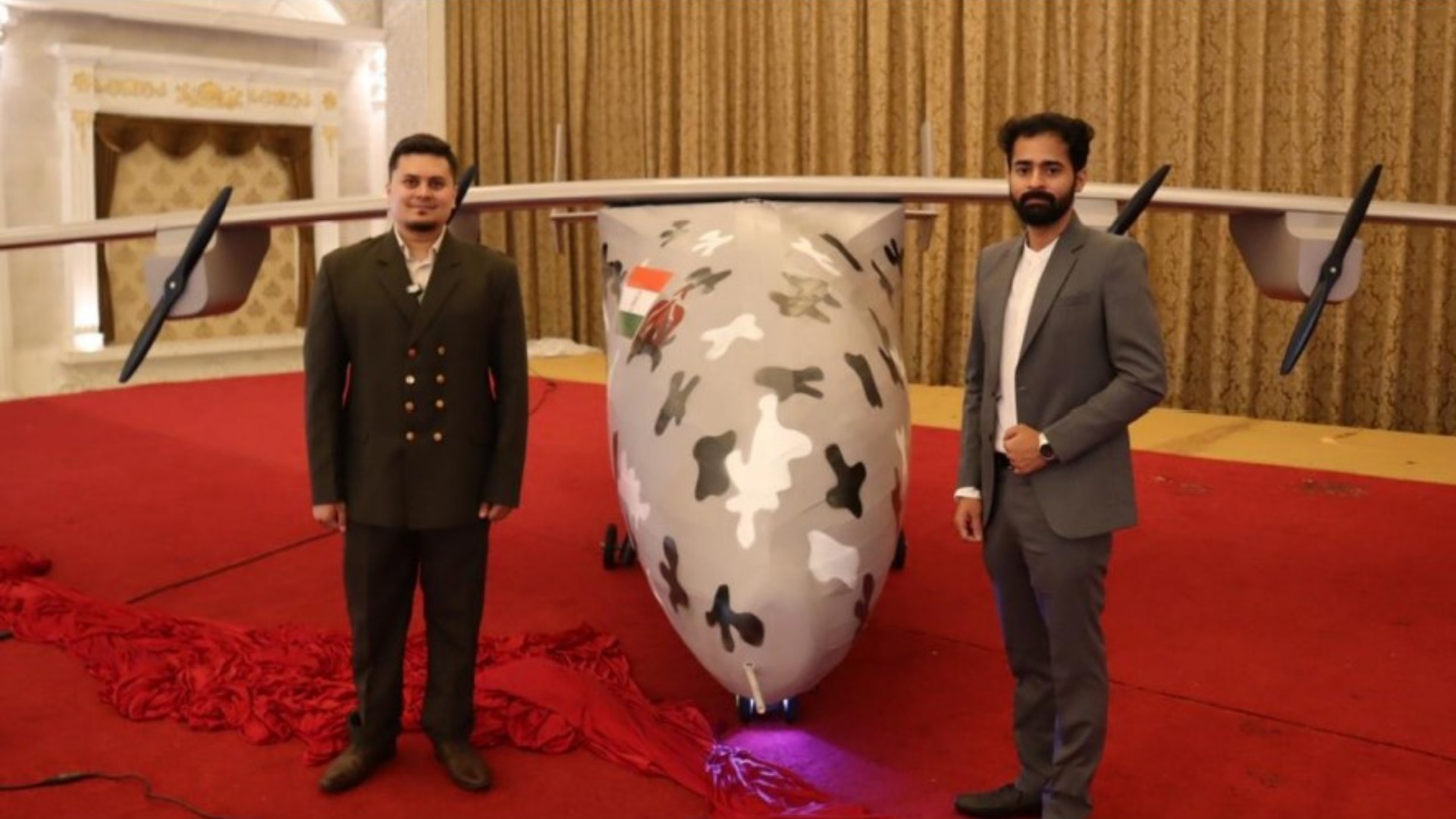 உள்நாட்டிலேயே தயாரிக்கப்பட்ட முதல் ஆளில்லா குண்டுவீச்சு விமானம்