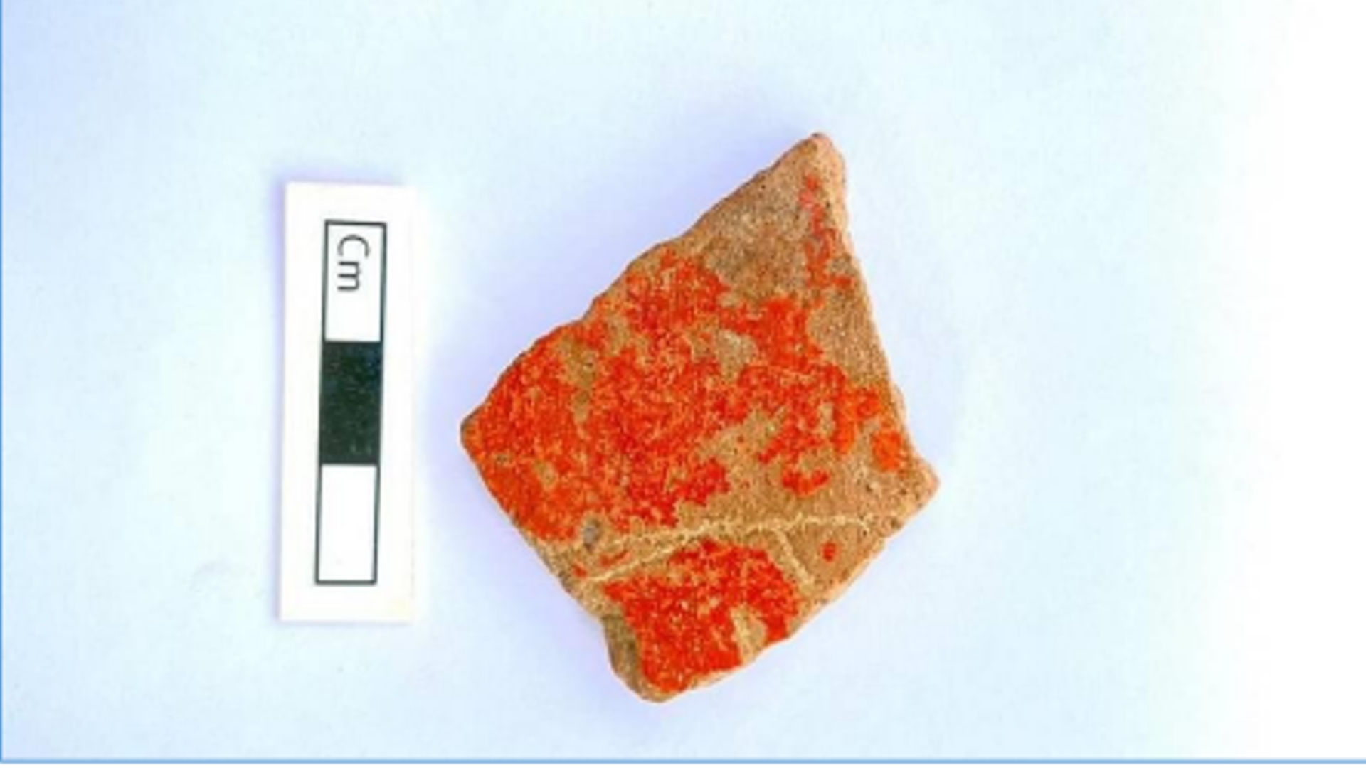 தமிழி பொறிக்கப்பட்ட பானை ஓடு - கீழடி