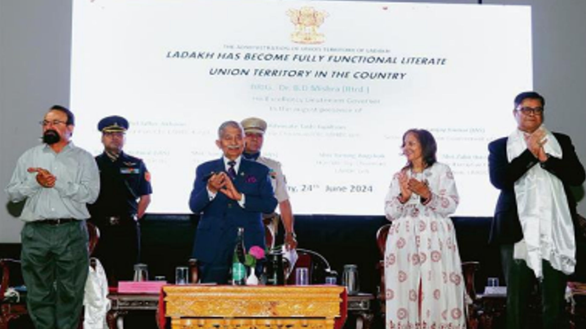 ULLAS திட்டத்தின் கீழ் முழு பயன்நிலைக் கல்வியறிவு